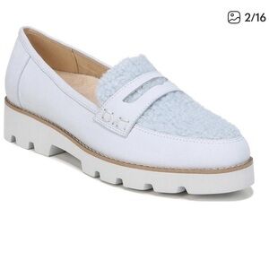 Vionic Women's Cheryl Faux Fur Comfort Penny Loafer Baby Blue Size 9 Lug Sole